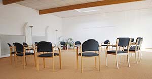 Stressbewältigung durch Achtsamkeit - MBSR (mindfulness based stress reduction) und andere achtsamkeitsbasierte Verfahren Marlies Sonnentag,  M.Sc. M.Th.